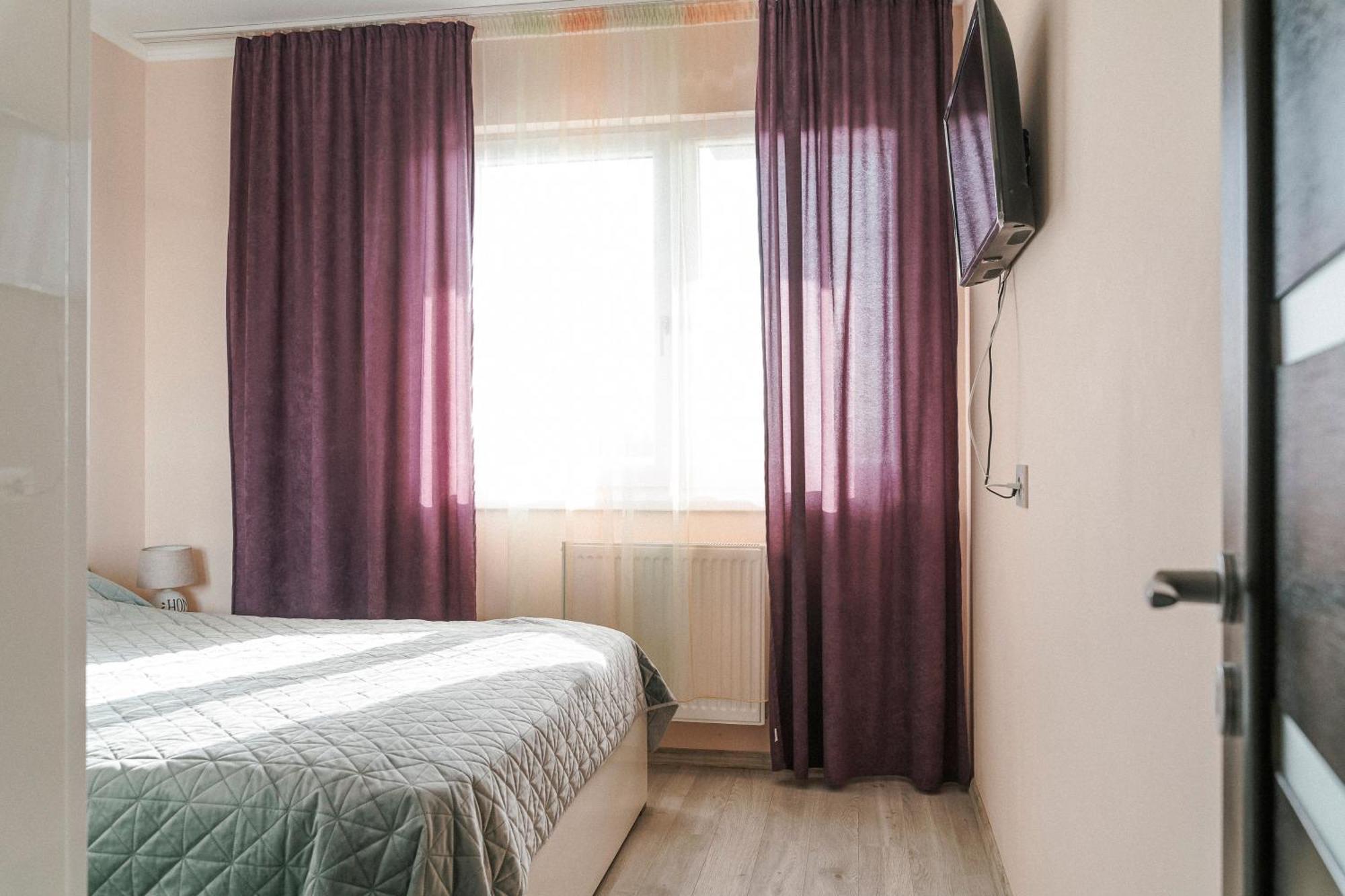 M&M Apartment Орадя Экстерьер фото