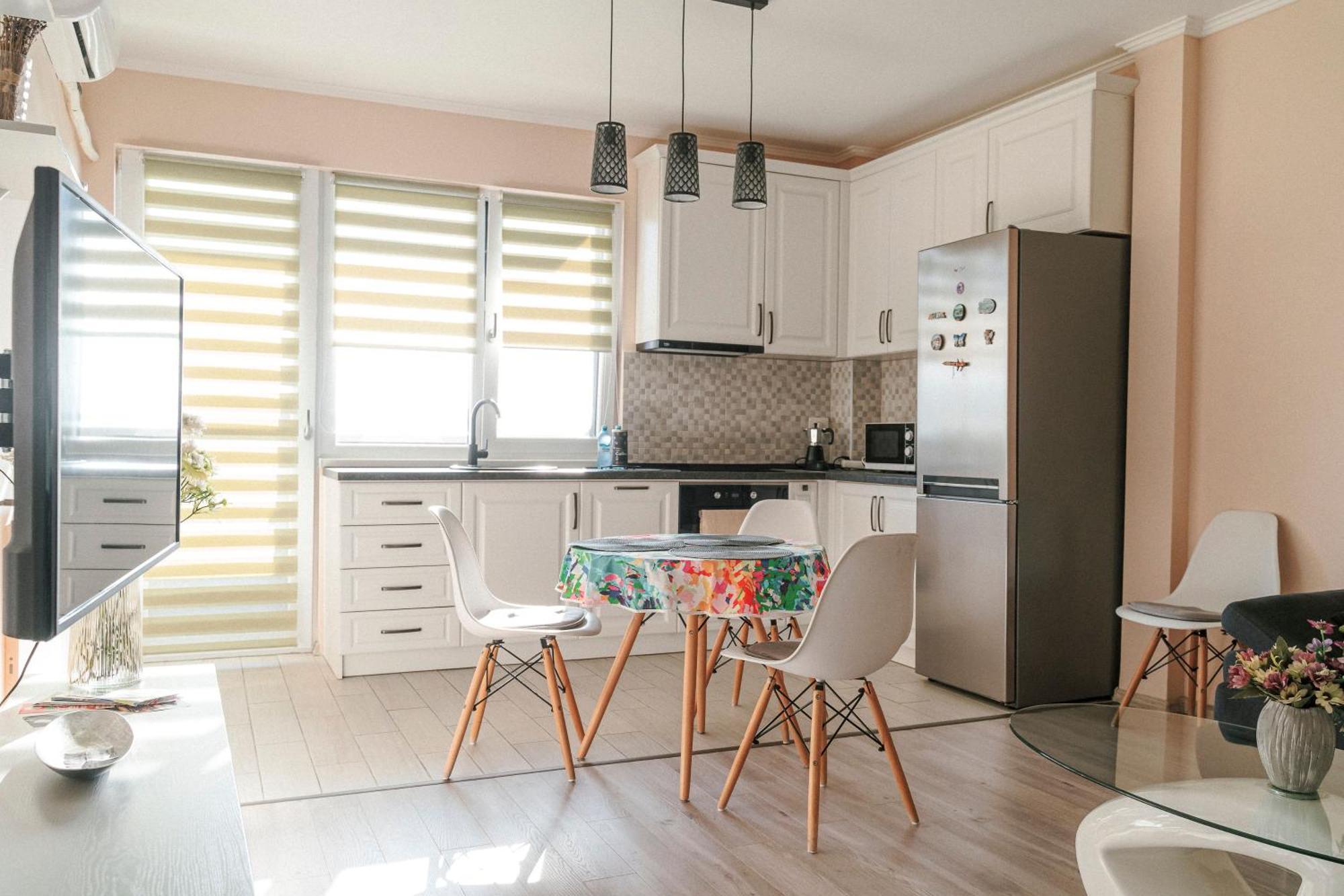 M&M Apartment Орадя Экстерьер фото